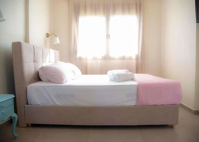 Zennova #61, Boutique In Δωμάτια σε οικογενειακή κατοικία *